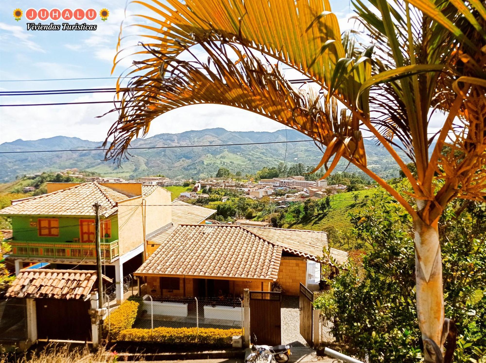 Hotel ᒍᑌᕼᗩᒪᑌ à Jericoc  Extérieur photo